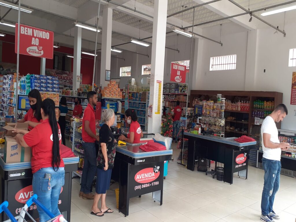 Comercial Av